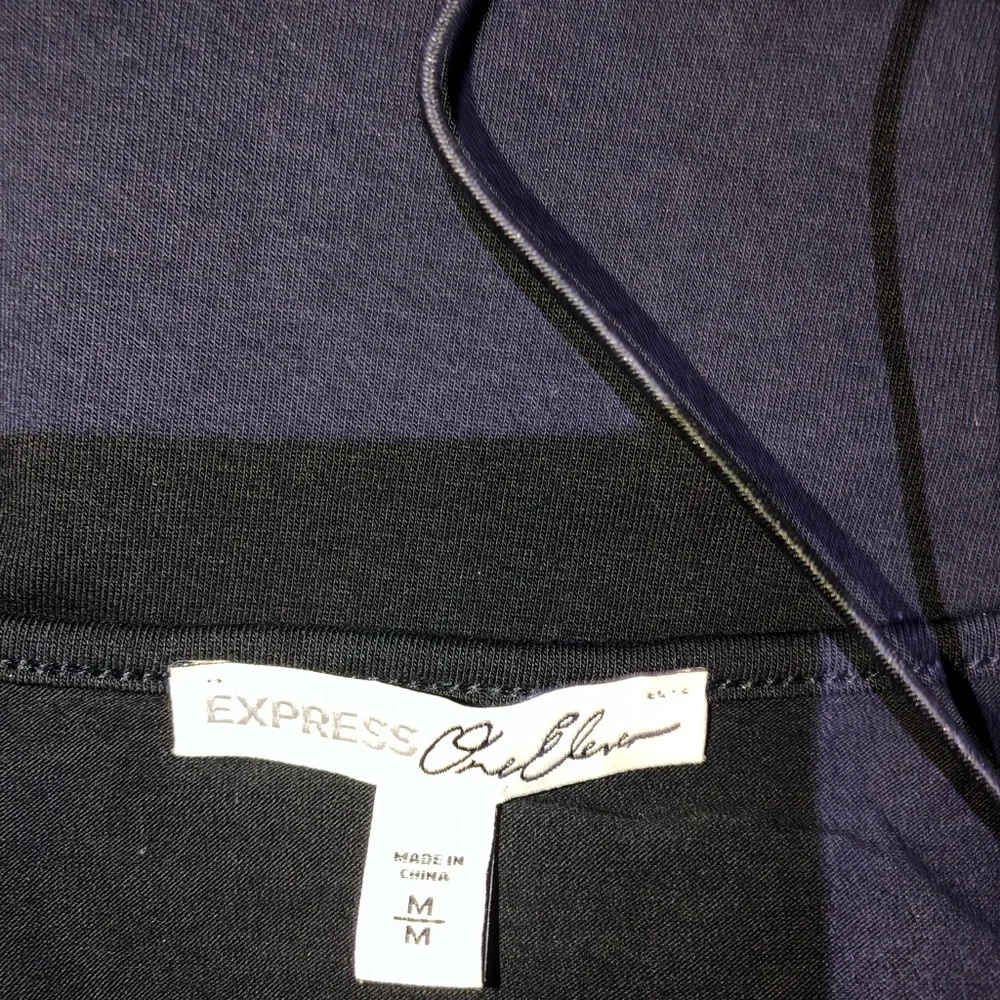 Sexy strappy Black sequin top - Picture 9 of 10